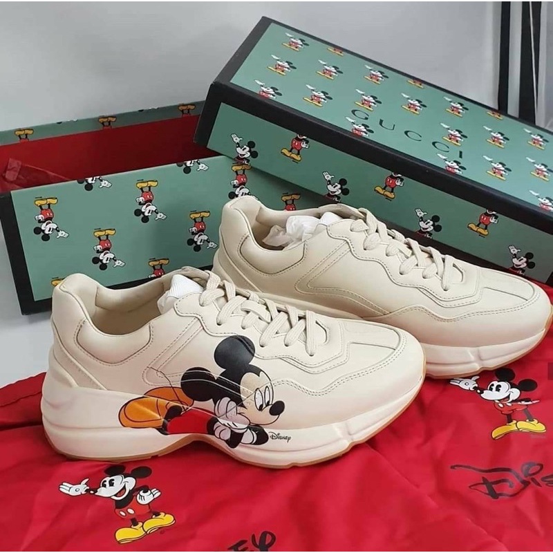 👑ผ่อน0%~แท้100%👑 รองเท้าผ้าใบ หนังแท้  New Disney x Gucci Rhyton sneaker