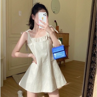 Giro ❤️พร้อมส่ง ❤️กระโปรงสายเดี่ยวผูกโบว์ อกระบาย เนื้อผ้าดี สวยน่ารักสไตล์เกาหลี 705#