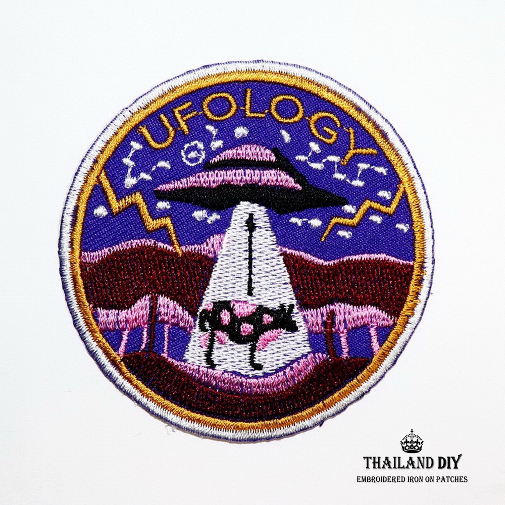 ตัวรีดติดเสื้อ ตัวรีดมนุษย์ต่างดาว การ์ตูน จานบิน มนุษย์ต่างดาว Alien NASA wop UFOLOGY Patch งานปัก 