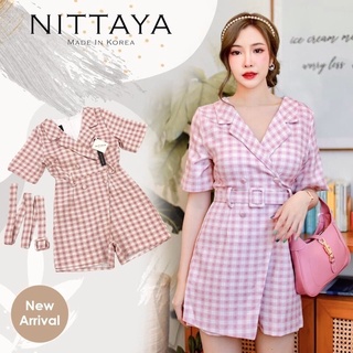 Nittaya : จั๊มขาสั้นลายสก๊อตสีชมพูคอปก+เข็มขัด