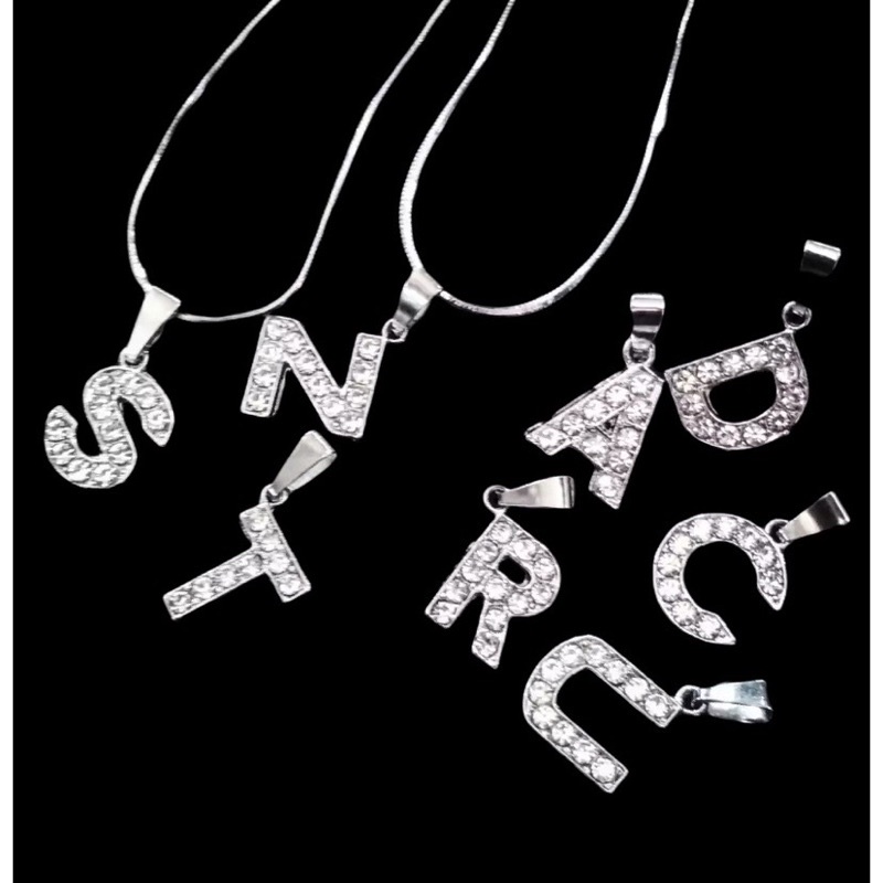 ชื่อเริ่มต้นของสร้อยคอ ABG ที่สวยงามที่สุด / สร้อยคอแฟชั่นสําหรับผู้หญิงและผู้ชาย