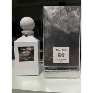 Tom Ford Soleil Neige  EDP น้ำหอมแท้แบ่งขาย กลิ่นที่คุณอิงฟ้าใช้ครับหอมาก