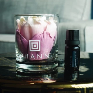 THANN Lavender and Rosemary Essential Oil 10 ml. มอบความสงบผ่อนคลาย ช่วยให้หลับสบาย