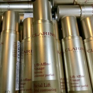 Clarins หน้าวีเชฟอันโด่งดัง