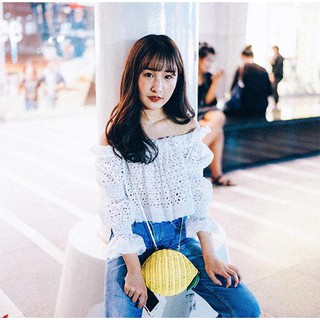 ﻿Jane Soraya Eyelet Crop Top เสื้อปาดไหล