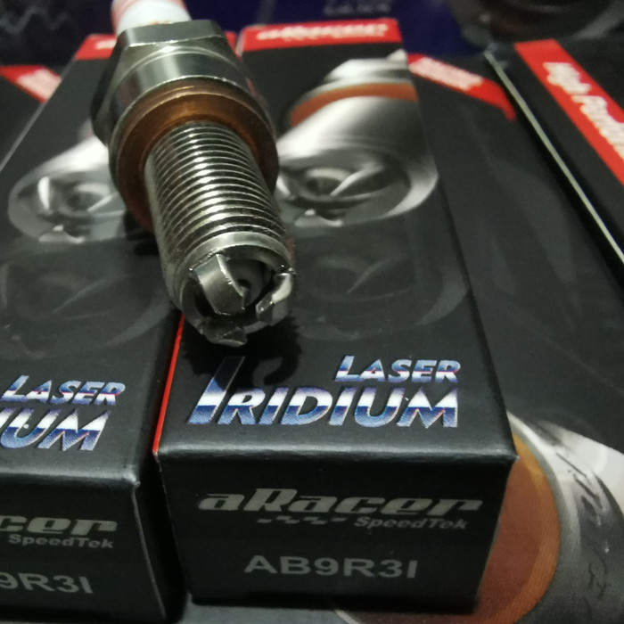 หัวเทียนซิ่ง Iridium aracer mx r15 satria fu cbr 150 sonic