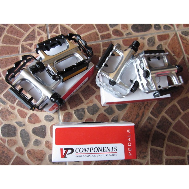 บันไดปั่นจักรยาน แบบแบริ่ง VP-196