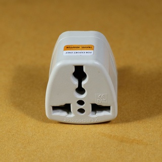 Travel Adaptor universal adaptor ตัว แปลงปลั๊ก ปลั๊กแปลง