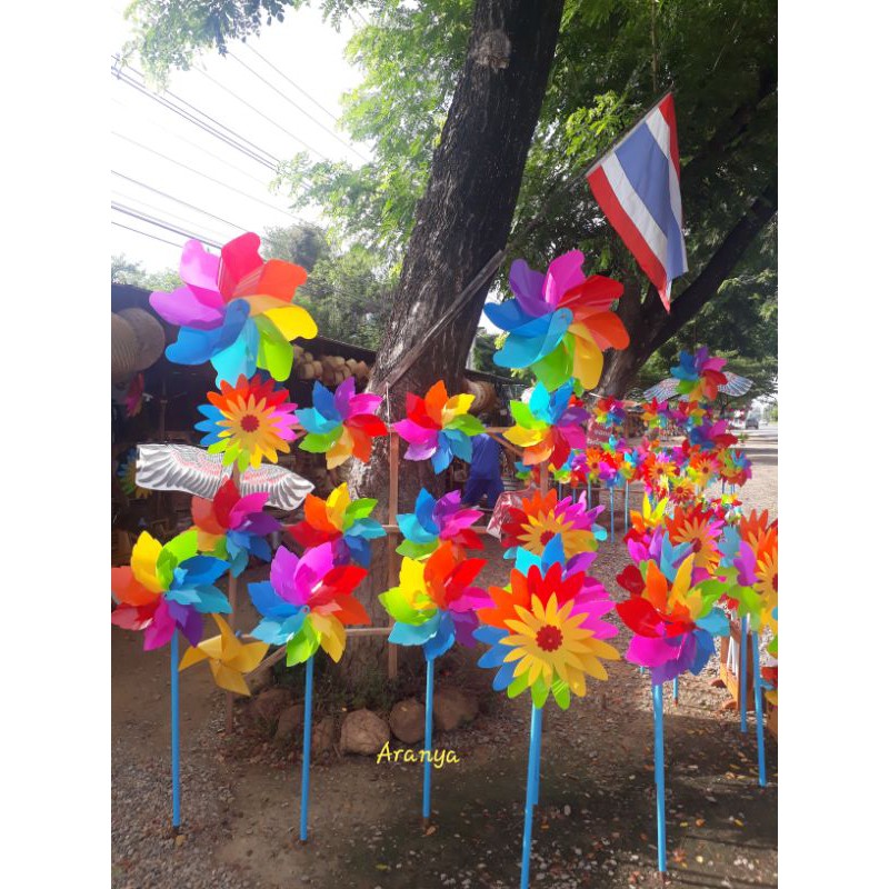 กังหันลม สีรุ้ง ขนาด 16,24 นิ้ว แบบลายไทย ชบา มะลิ  ข้อมูลเพิ่มอ่านด้านล่าง ราคา ถูกที่สุด ดีลบีเคเค แกลเลอรีภาพที่ 2