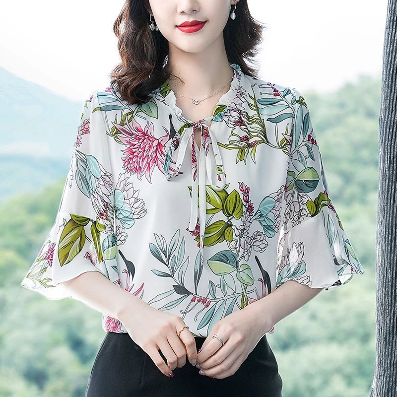 เสื้อลูกไม้ลายดอกไม้ คอวี แขนสั้น สไตล์ตะวันตก thumbnail 6