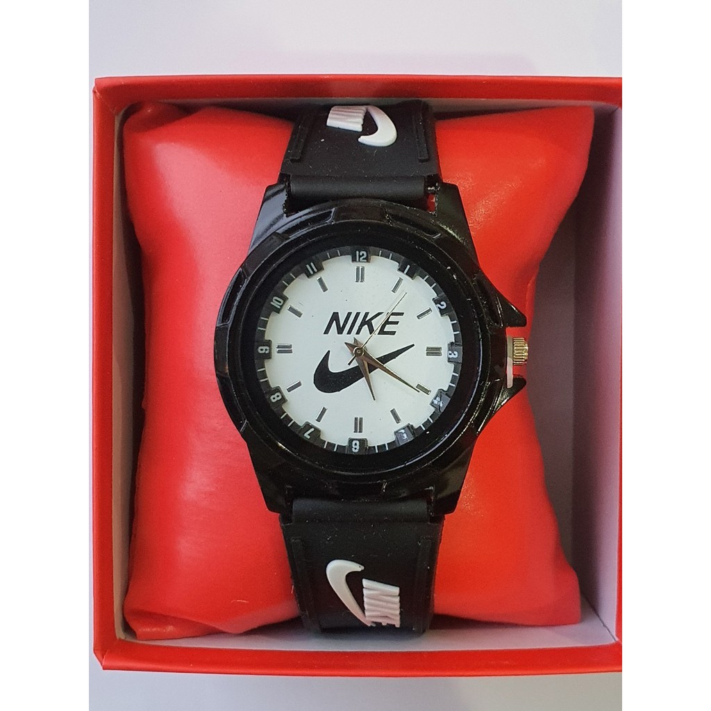 ฟรีกล่องแบรน นาฬิกาข้อมือแฟชั่น นาฬิกาadidaas นาฬิกาnike ไนกี้ อดิดาส สายยาง Quartz adidas watch ระบ