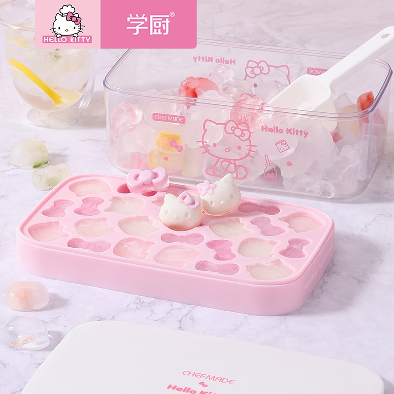 CHEFMADE ถาดแม่พิมพ์ซิลิโคน ลายการ์ตูน Hello Kitty เกรดอาหาร มัลติฟังก์ชั่น สําหรับทําน้ําแข็ง เยลลี่ เค้ก ช็อกโกแลต แม่พิมพ์ซิลิโคนสามารถเข้าเตาอบได้ ชุด 4 ชิ้น KT7110