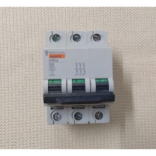 23881 Merlin Gerlin Schneider Circuit breaker C60a multi 9 รุ่น C20 20A 3P 400V