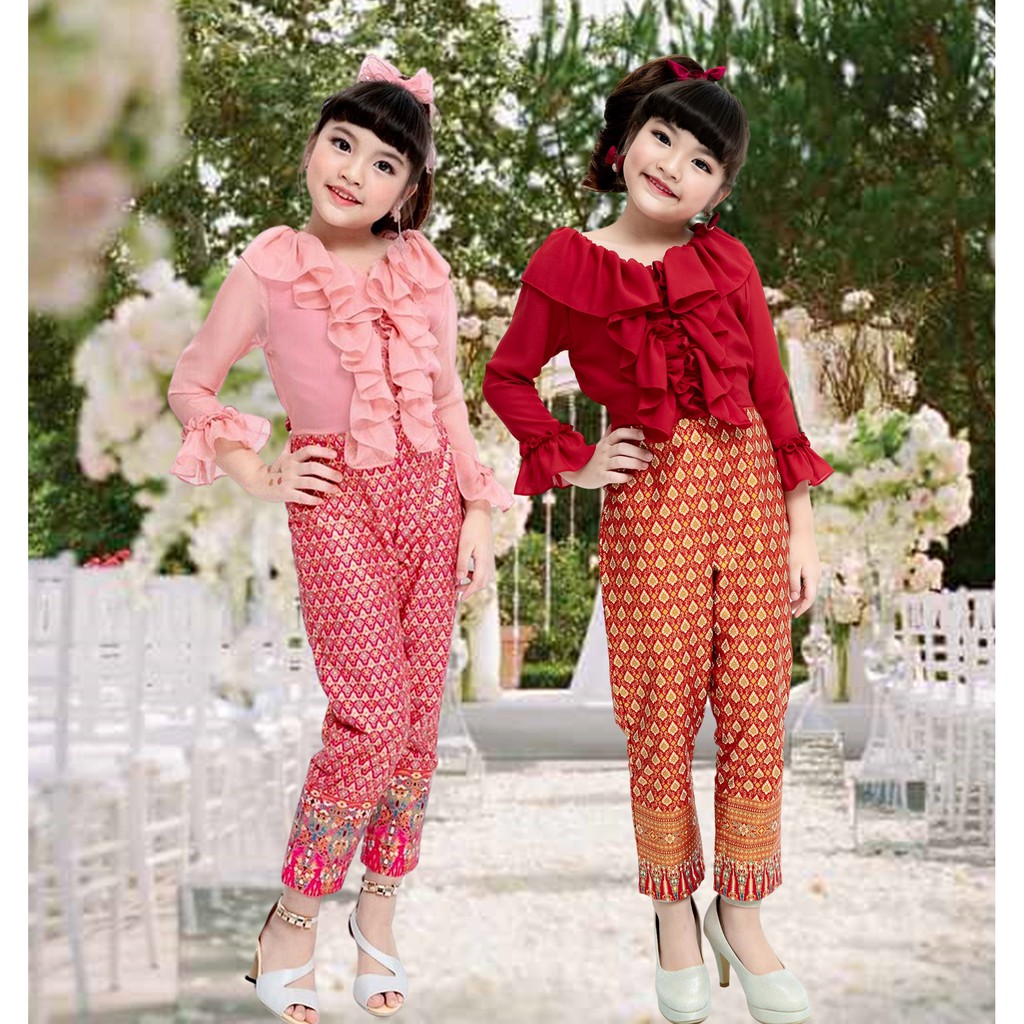 ชุดไทยประยุกต์ จัมพ์สูทชุดไทย Renu Jumpsuit สีแดง ชุดไทยเด็กหญิง ชุดไทยสวย ชุดไทยกางเกง ชุดไทย ชุดทำบุญ ชุดไทยลูกไม้ Tha
