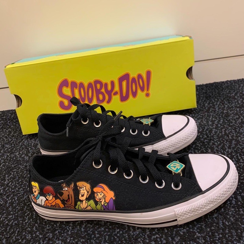 รองเท้าผ้าใบ Scooby Doo x Converse โมเดล Chuck Taylor All Star ของแท้