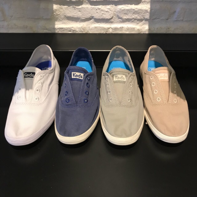 รองเท้า Keds Chillax / มีสีขาว