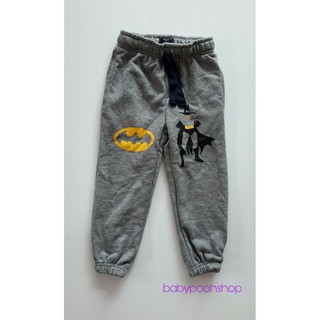 GAP : กางเกงขาจั๊ม สีเทา สกรีนลาย BATMAN ด้านในเป็นผ้าเกล็ดปลา size : 2