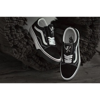 Vans Old Skool Social Distortion Skull