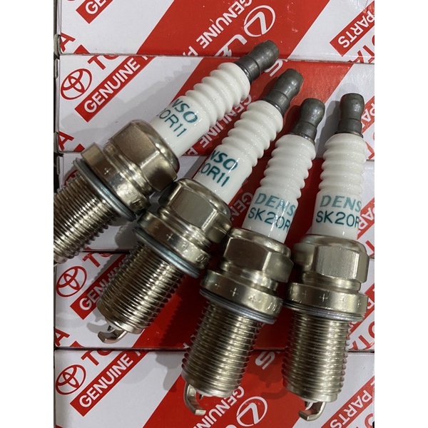 หัวเทียน DENSO IRIDIUM TOYOTA SK20R11  (1 ชุด4หัว)