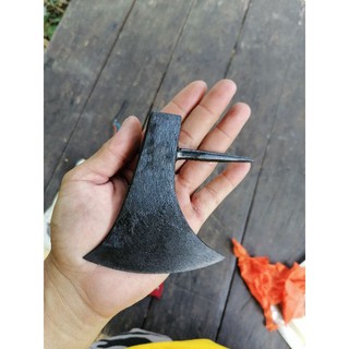 ขวานบินยามานิสสามารถใส่ด้ามแบบมีดได้