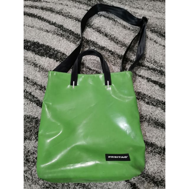 FREITAG LELAND มือสอง