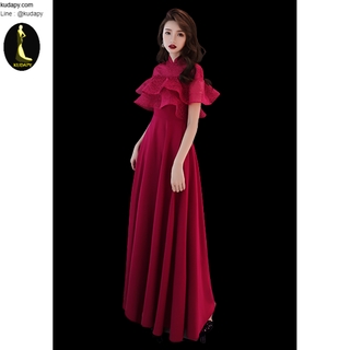 Maxi Dress ทรงหรูแต่งระบายสีไวน์แดง งานผ้ายืดได้ แต่งระบายรอบอก ทิ้งตัวทรงสวยตามแบบ