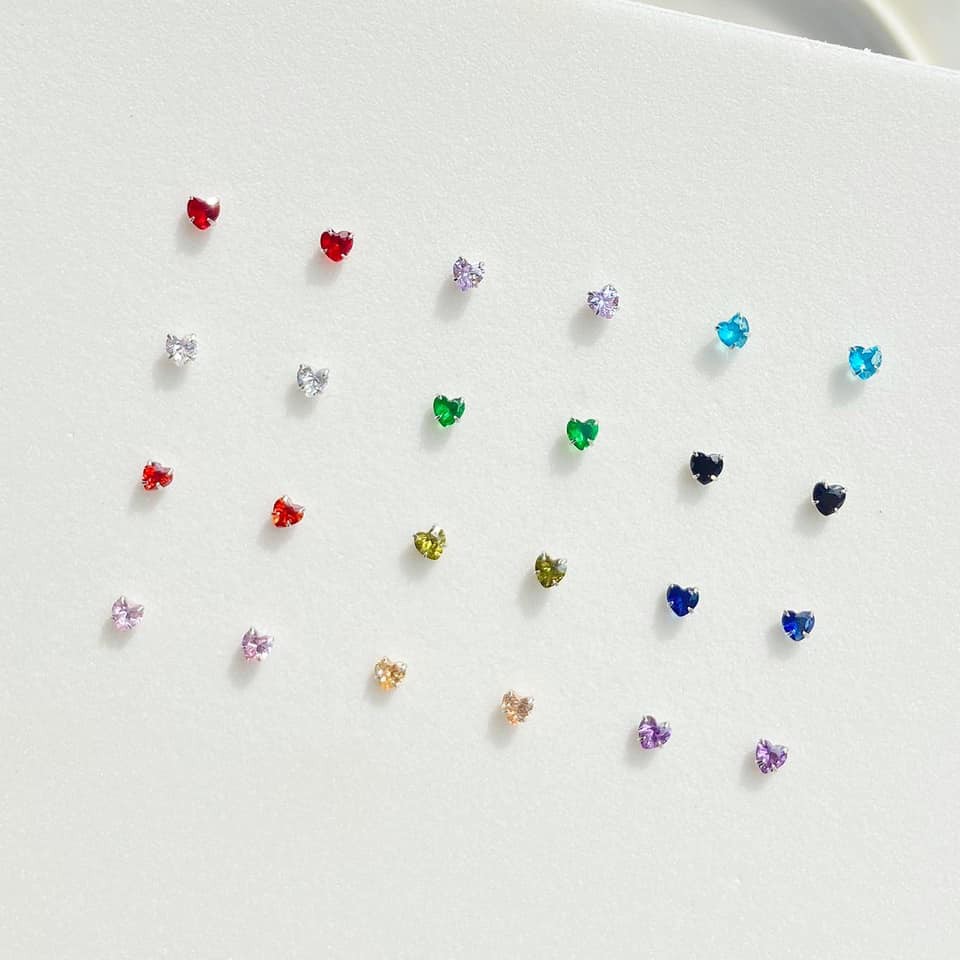 Suwann.na [ราคาต่อคู่] ต่างหู ต่างหูเงินแท้ หัวใจหลากสี