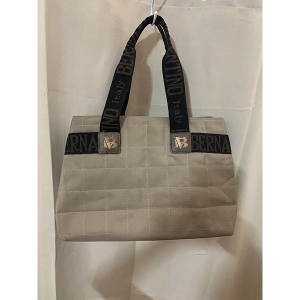 กระเป๋าvalentinoมือสอง