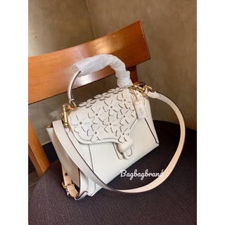 COACH COURIER CARRYALL 23 WITH FLORAL สินค้า coach factory outlet