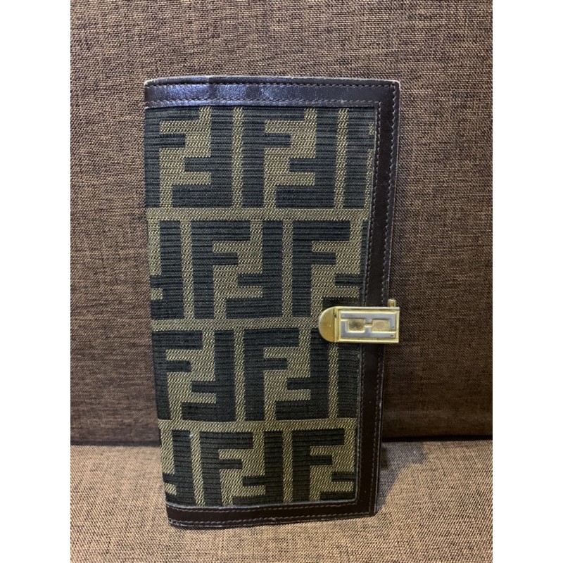 Fendi vintage wallet แท้💯%