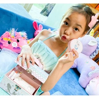 PUNARA แป้งฝุ่นโปร่งแสงอัดแข็งออแกนิครุ่นเมอร์เมด (Mermaid) แป้งข้าวบาร์เลย์ สำหรับทาหน้าเด็ก (Talc & Gluten Free)