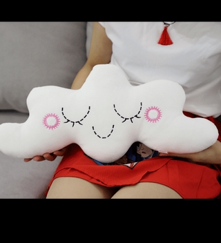 Bighot COZY หมอนอิงรูปก้อนเมฆ  26x53 ซม.  สีขาว**ถูกที่สุด**