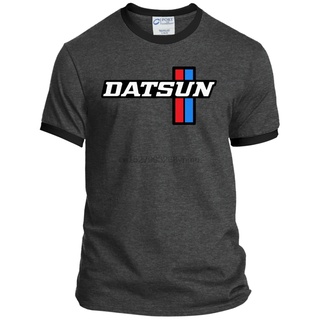 tshirtเสื้อยืดคอกลมฤดูร้อนเสื้อยืด พิมพ์ลายโลโก้รถยนต์ญี่ปุ่นย้อนยุค Datsun 610 510 Nissan 1970 1960 (1) 610 510 1970 19