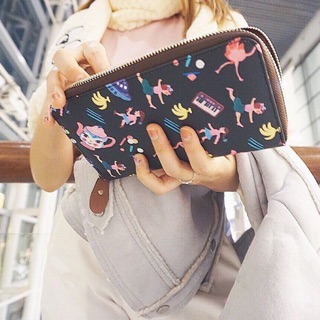 กระเป๋า Bonie Black Zippy Wallet