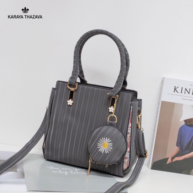 👜กระเป๋าถือkaraya แบรนด์แท้ 🎀 💯%