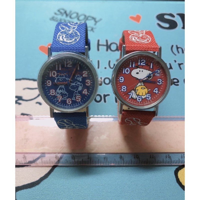 นาฬิกาsnoopyน่ารักของสะสม