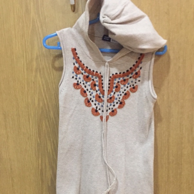เสื้อฮู้ดแขนกุด Baby Shelter LUX size 2-3 Y