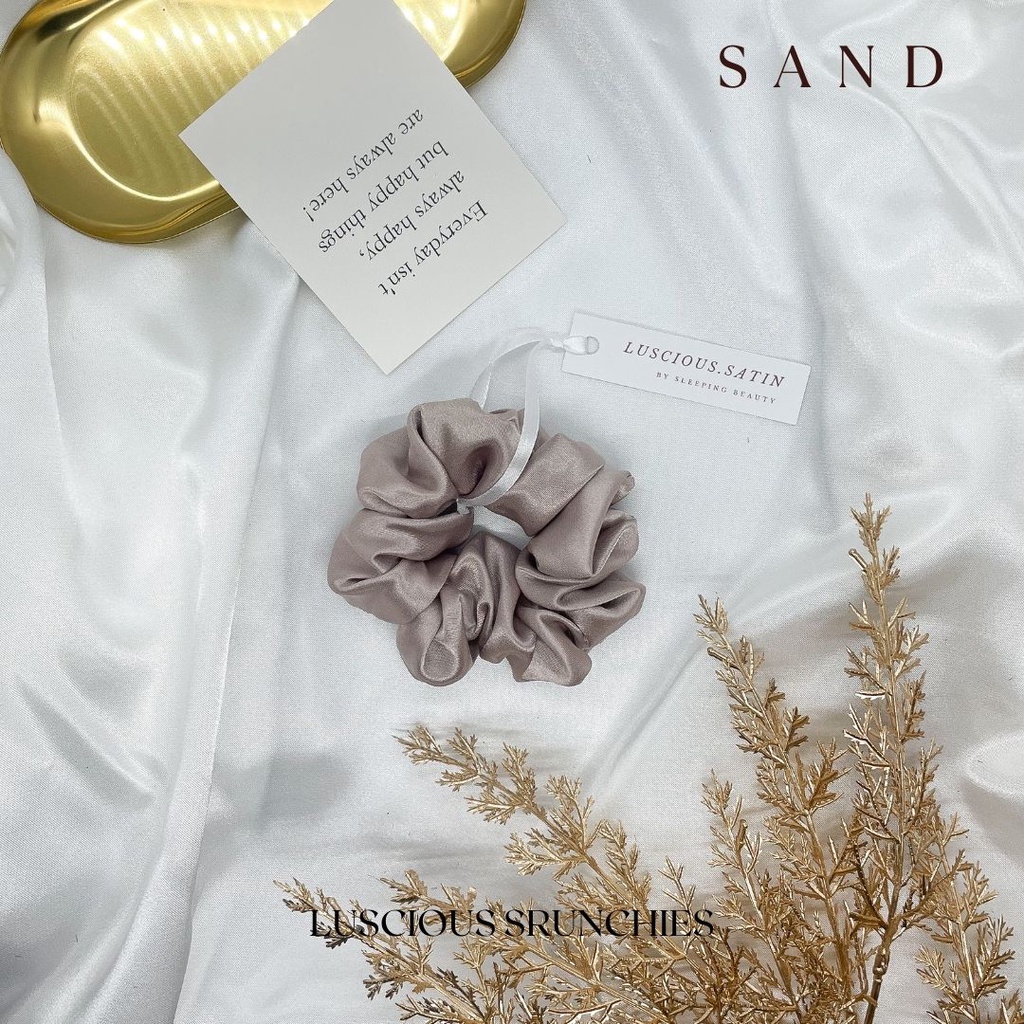 ยางมัดผม สี Sand ทำจาก Luscious Satin ยางรัดผม เนื้อนุ่มพรีเมี่ยม ไม่ดึเส้นผม ยางมัดผมน่ารักๆ ราคา ถูกที่สุด ดีลบีเคเค แกลเลอรีภาพที่ 2