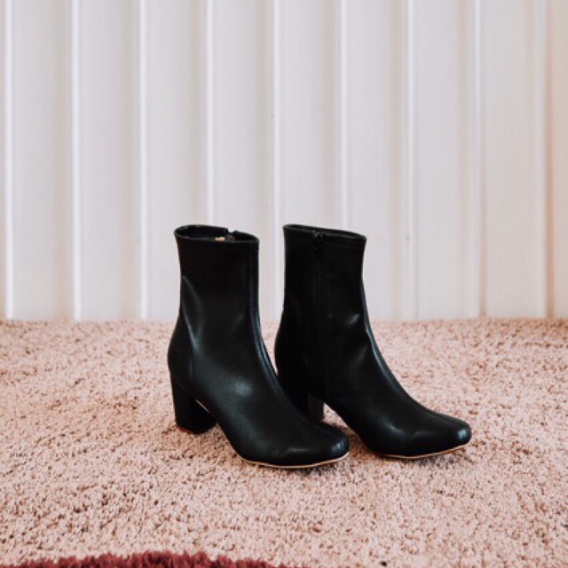 Ankle heel boots สีดำ