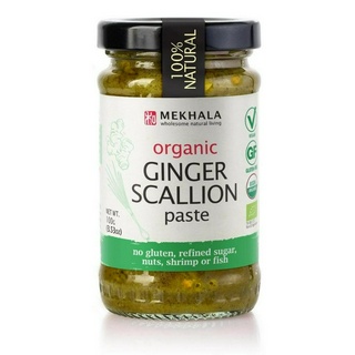 Mekhala Ginger Scallion paste พริกแกงต้นหอม (100g)