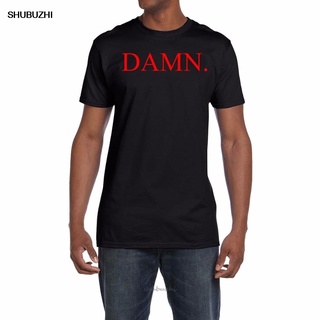 [S-5XL] GILDAN 【ชุดประจําวัน】ใหม่ เสื้อยืดแขนสั้น ผ้าฝ้าย 100% พิมพ์ลายโลโก้ Homme Kendrick Lamar Damn สไตล์ฮิปฮอป คุณภา