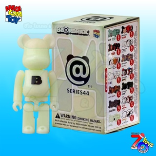 (ของแท้) พร้อมส่ง Bearbrick Be@rbrick Series 44 - 1 Secret Box (1 สุ่ม) ของแท้