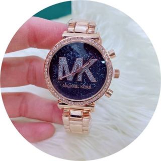 ลด 10% MICHAEL KORS ฟรีค่าส่ง