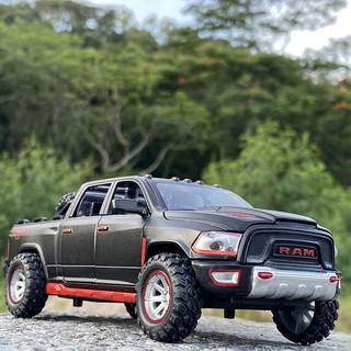 โมเดลรถยนต์ สเกล 1/32 Dodge Ram TRX Diecast อัลลอยด์ ดึงถอยหลัง ของเล่น ของสะสม ของขวัญสําหรับเด็ก