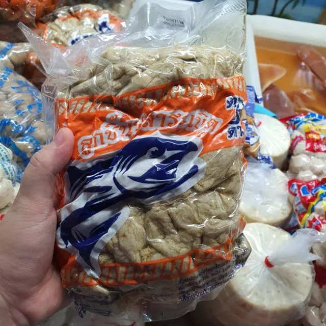ลูกชิ้นปลาระเบิด ยี่ห้อ 5 ดาว น้ำหนัก 1000 กรัม