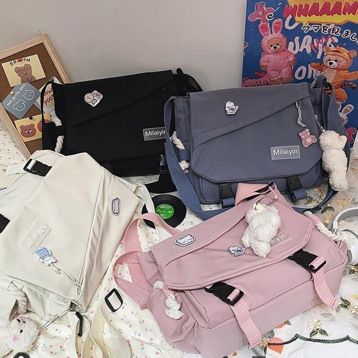 ifashionbag(IF1620) กระเป๋าสะพายข้าง ผ้าไนล่อน ใบใหญ่ **ไม่มีพวงกุญแจตุ๊กตา**