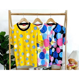 เสื้อครอบครัวเสื้อคู่รักลายอมยิ้มพร้อมส่ง