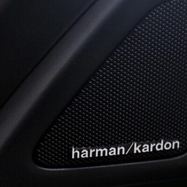 ราคาต่อ 1 ชิ้น โลโก้  harman/kardon จิ๋วแต่งลำโพง BENZ