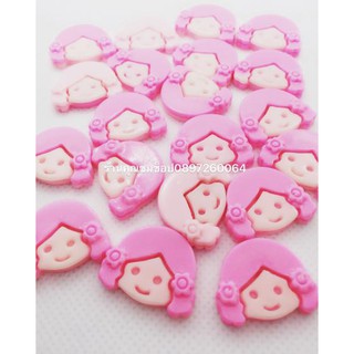 เรซิ่นเด็กหญิงหน้าชมพู ขนาด 2.3CM. 10ชิ้น 20 บาท