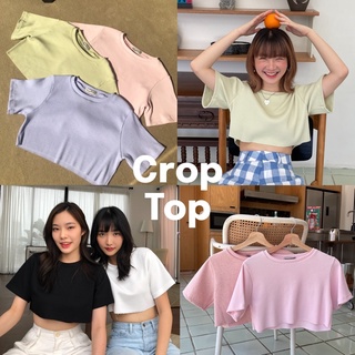 แหล่งขายและราคาCrop Top เสื้อครอป by sleepy murphyอาจถูกใจคุณ